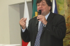 DEBATE NOB SUAS UBÁ